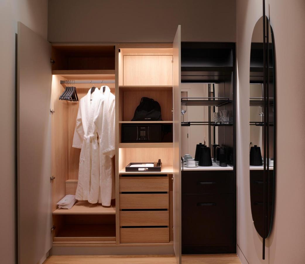 Xenodocheio Milos Athènes Extérieur photo